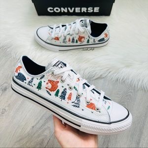 NWT Converse Chuck Taylor All Star Women’s Shoes